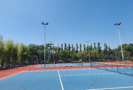 LAPANGAN TENIS MANUNGGAL JATI