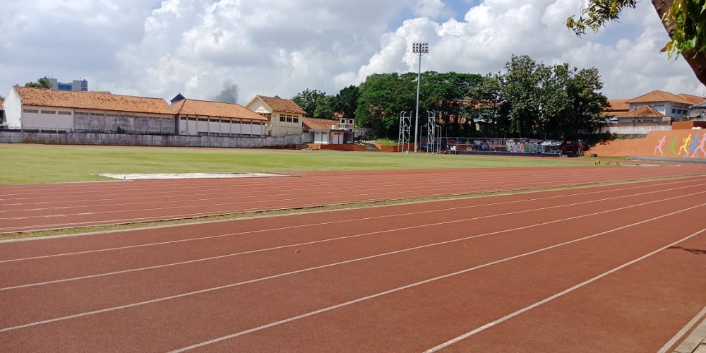 LAPANGAN ATLETIK GOR TRI LOMBA JUANG